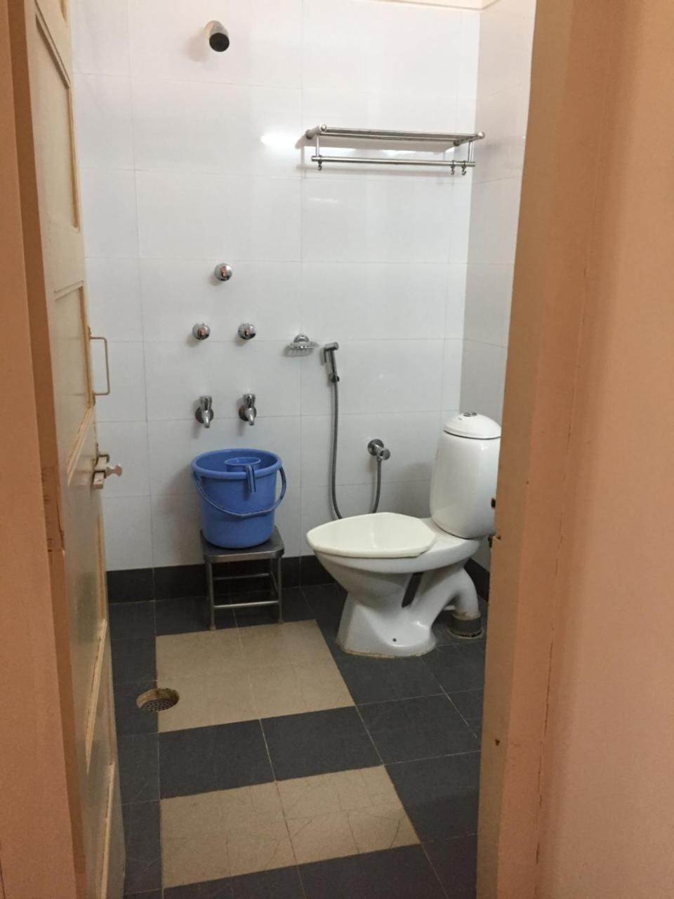 Hotel Satkar Cafeteria Belgaum Bagian luar foto