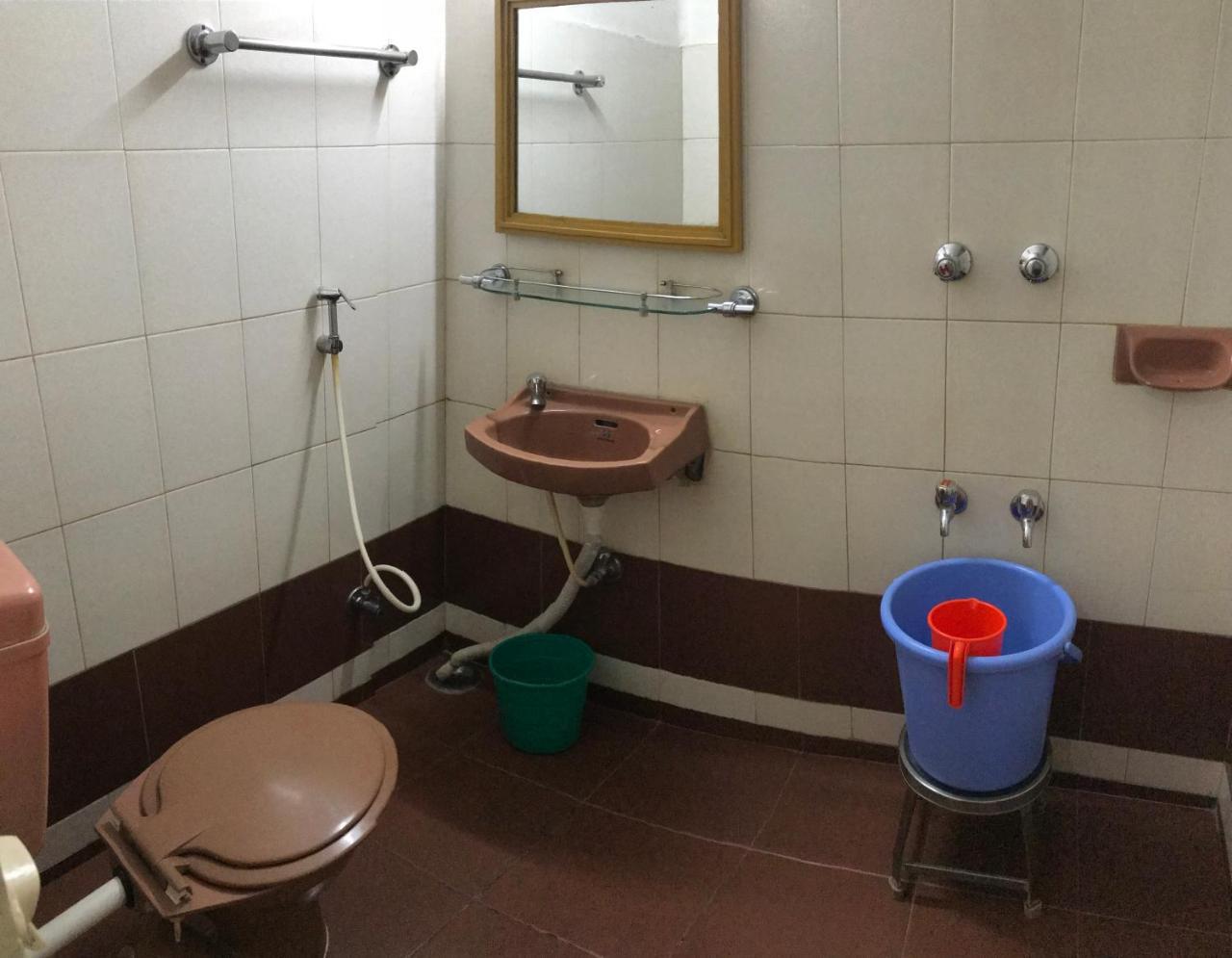 Hotel Satkar Cafeteria Belgaum Bagian luar foto